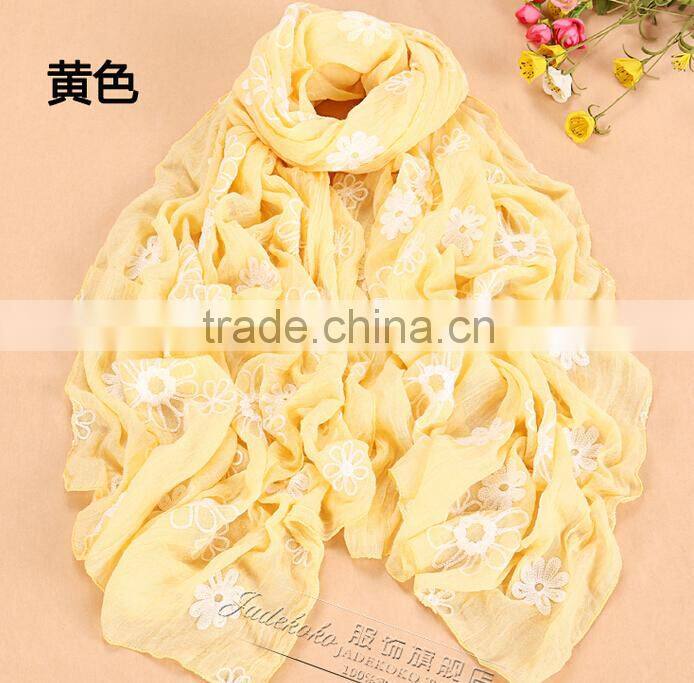 Wholesale Fashion Ladies Floral Embroidery Viscose Scarf