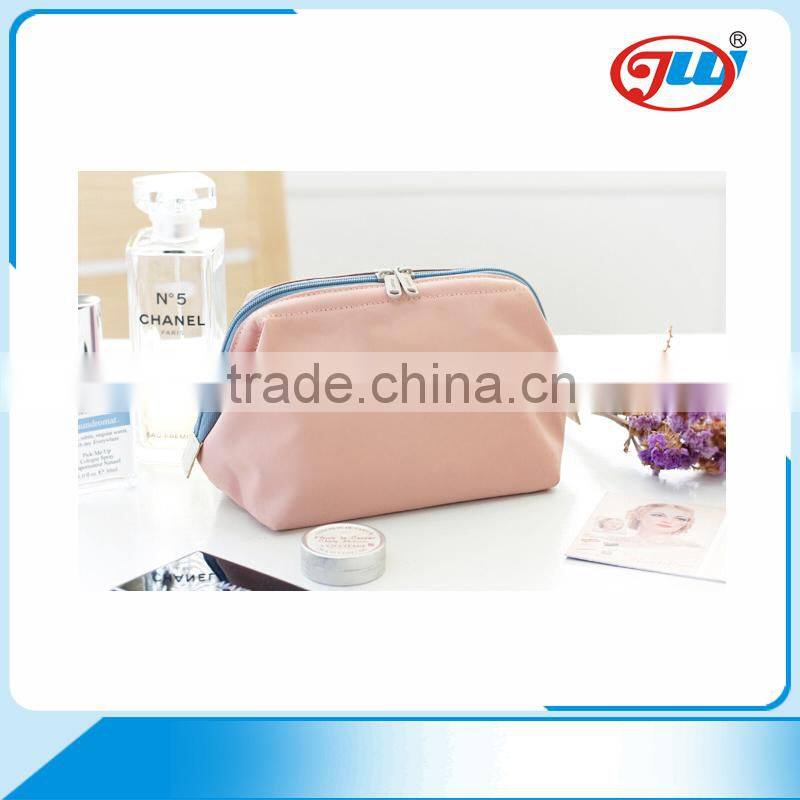 China wholesale promotional new design canvas cosmetic bag