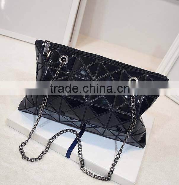 Wholesale two usage rhombus pattern girls pu shoulder chain bag