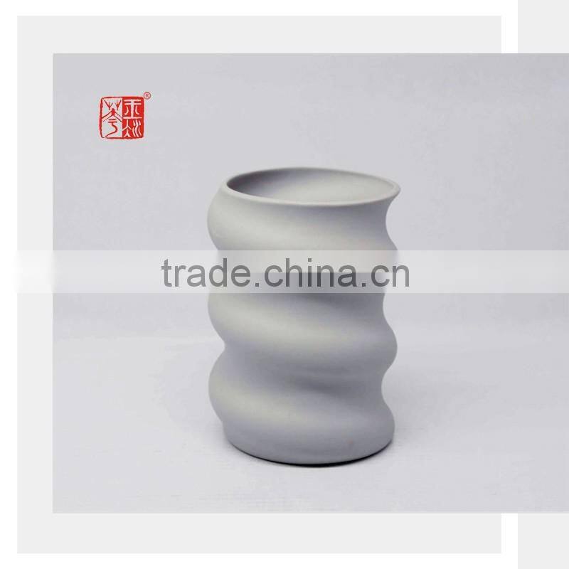 Modern Art Display Tabletop Ceramic Small Vases for Sale