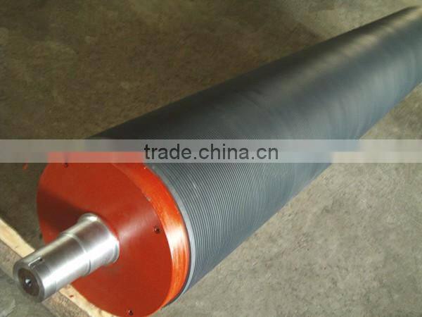 Grooved press roll for fourdrinier paper making machine of paper mill
