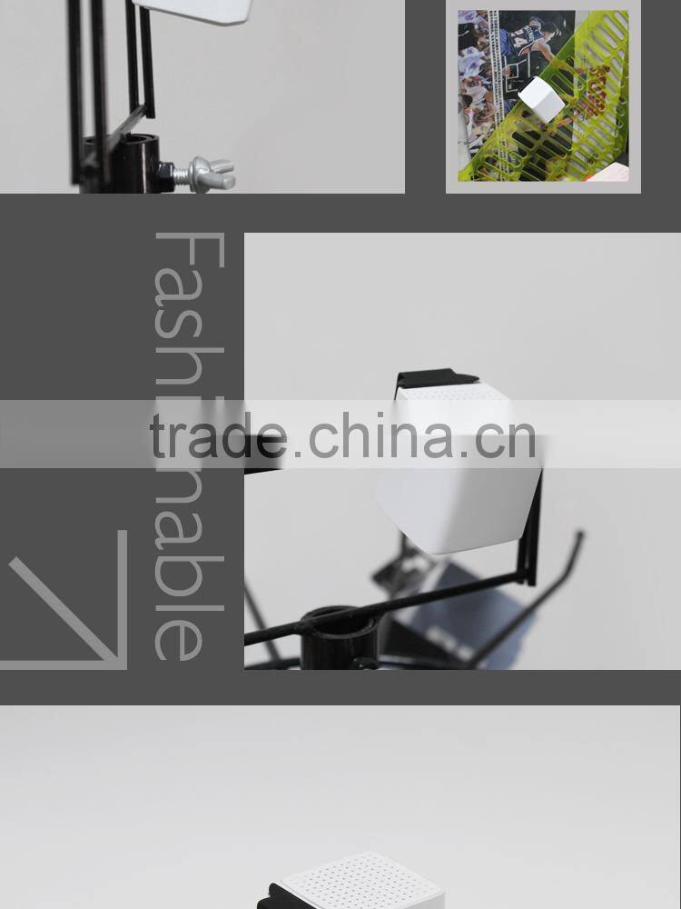 New item mini wireless Speaker, portable bluetooth speaker with clip