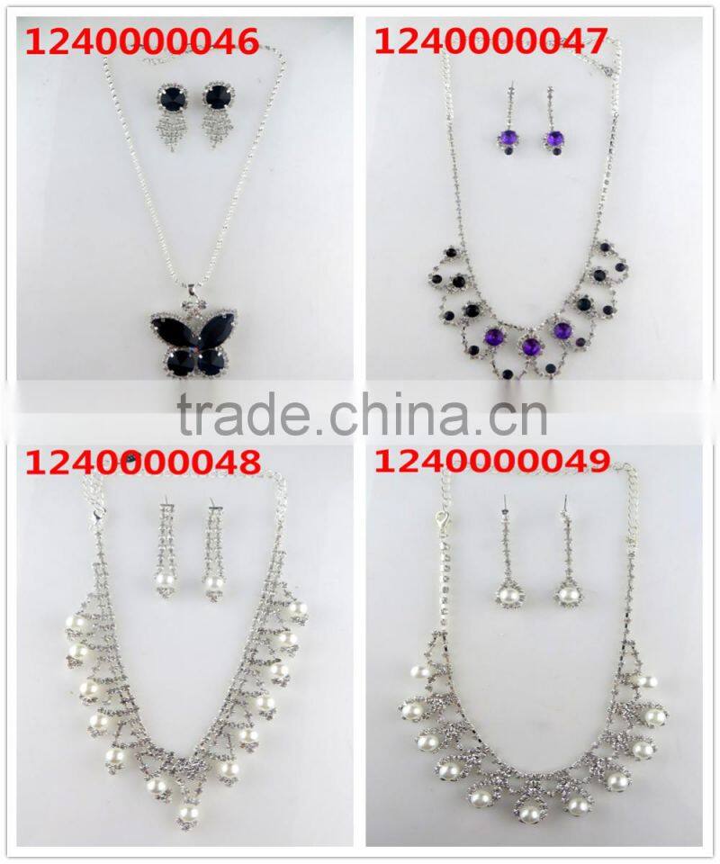 Newest design baroque pearl necklace set