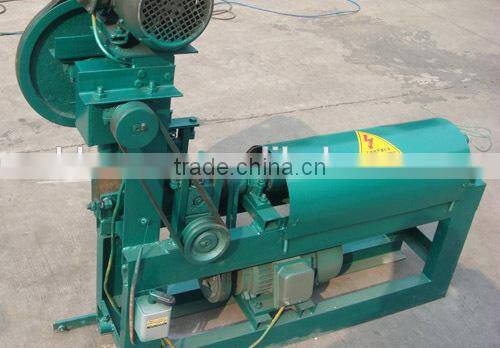 Automatic welded wire mesh machine