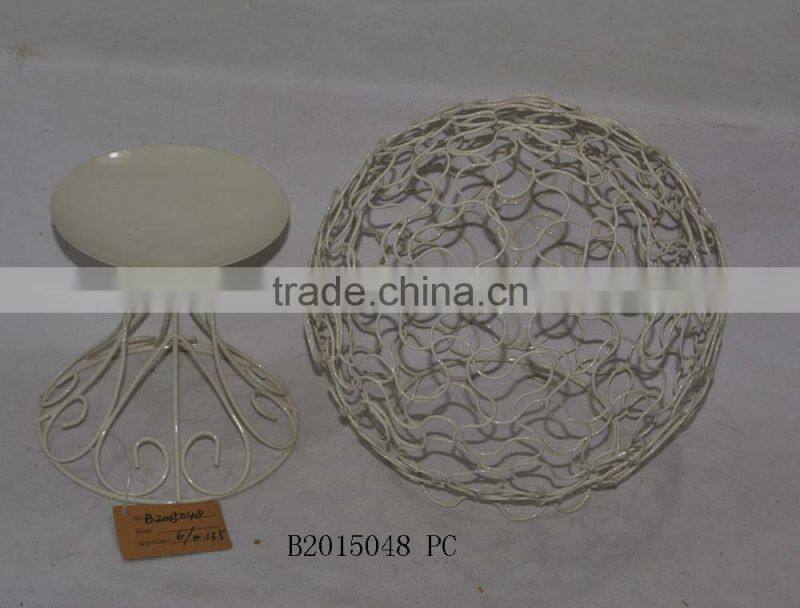 Round wire candle lamp