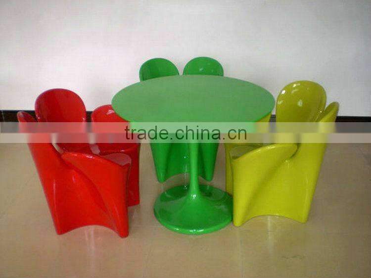 Fiberglass outdoor table with chair