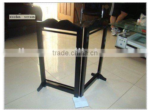 Solid wood folding screen with shutters