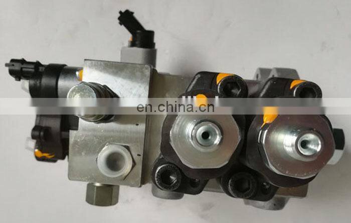 Dongfeng DCi11 engine fuel pump D5010224029 / 0445020254