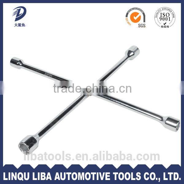 1pcs Auto Repair Tools Extensible Tire Wrench