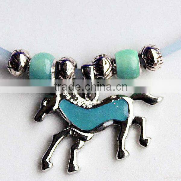 UV Coating Eagle Shaped Glow In The Dark Mood Necklace