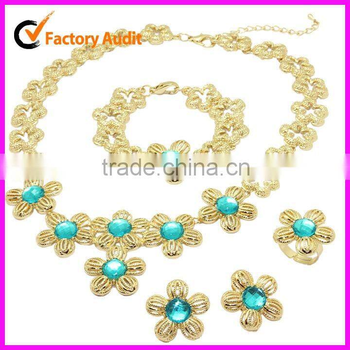 2013 New design fashion necklace set