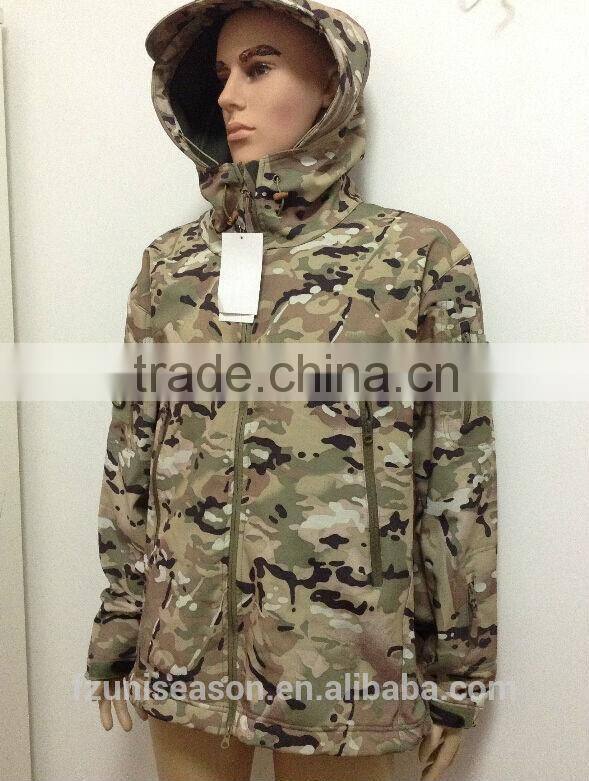 Uniseason camo hunting jacket