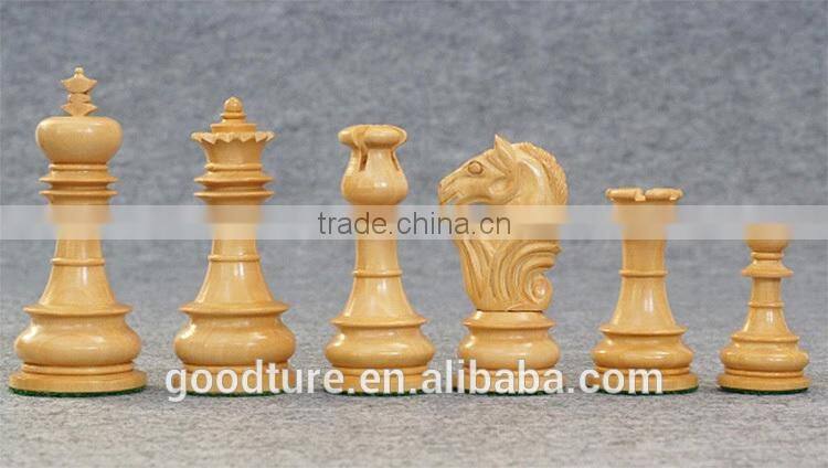 Luxury Fine Skilled Wooden Chess Set With King Height 9.7cm