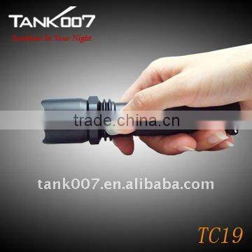 Police Led Torch Flashlight 18650 Rechargeable Torch Light With charger TC19