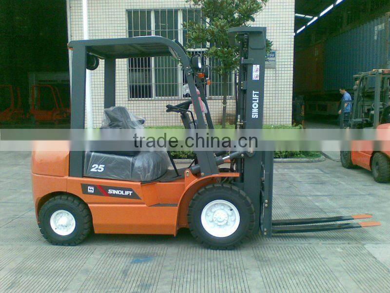 L Series 2-3.5T Internal Combustion Counterbalanced Forklift Truck