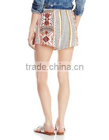 New Fashion 2015 Summer Casual Comfortable Rayon Fancy Pant Suits For Women Printed Women Shorts Ladies Stylish Pant Suit Women