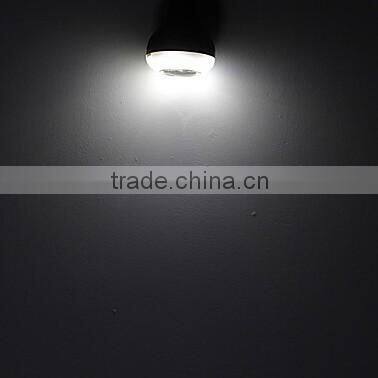 china suppliers Plastic material RGBW 8w bluetooth speaker with led light