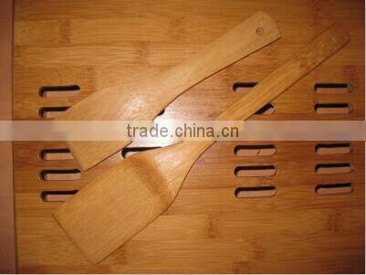 Bamboo carving a spoon