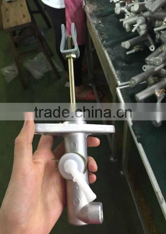 Truck clutch master cylinder 395161 109740 096392