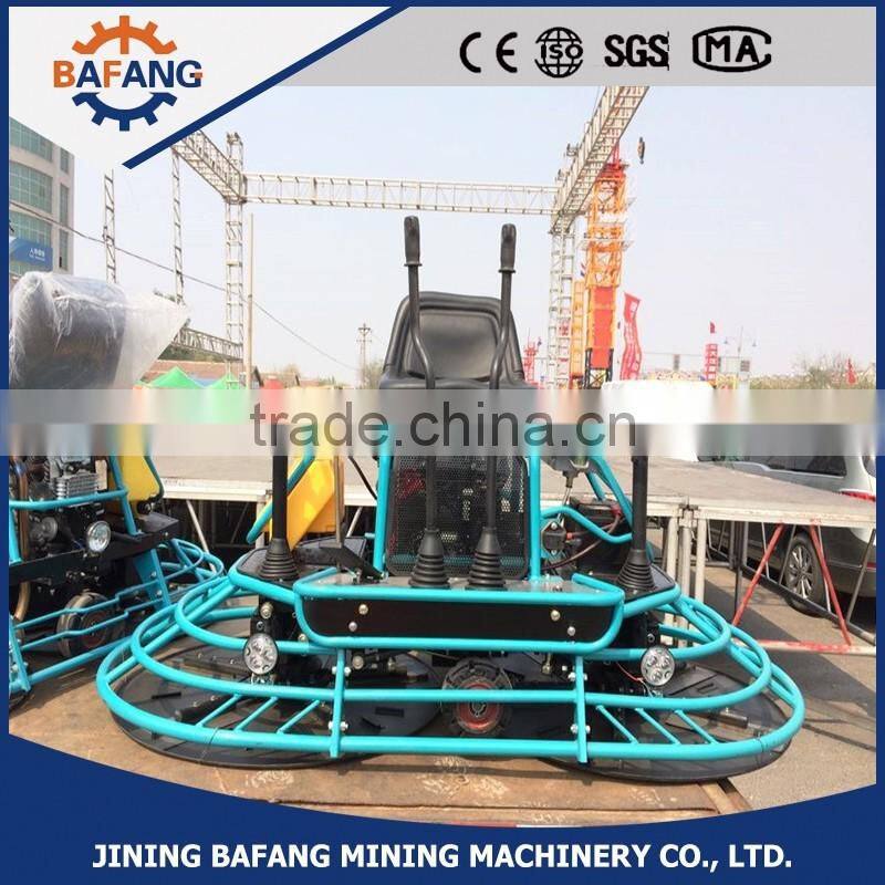 Driving type wet concrete trowelling machine