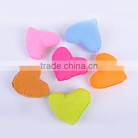 hot selling heart shape pillow pet plush toy pet toys for dog