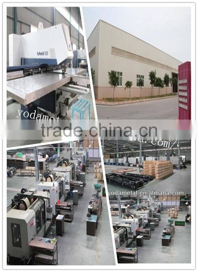 Multifunctional retail clothes store round wood table display rack