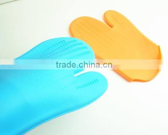 10136 Silicone Heat Resistant Grilling BBQ Gloves for Cooking, Baking