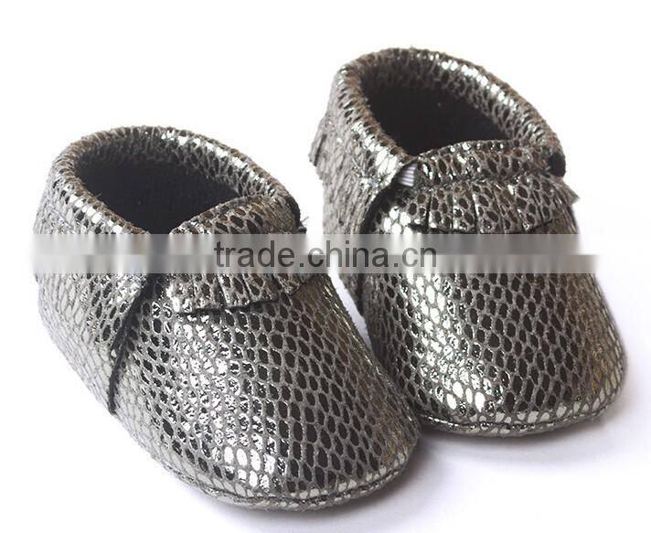 shinning leather moccasins shoes for baby, baby PU shining moccains