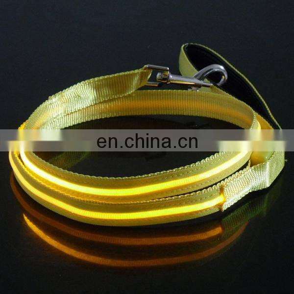 Popular electric flashing dog leash adjustable dog leash colorful leash