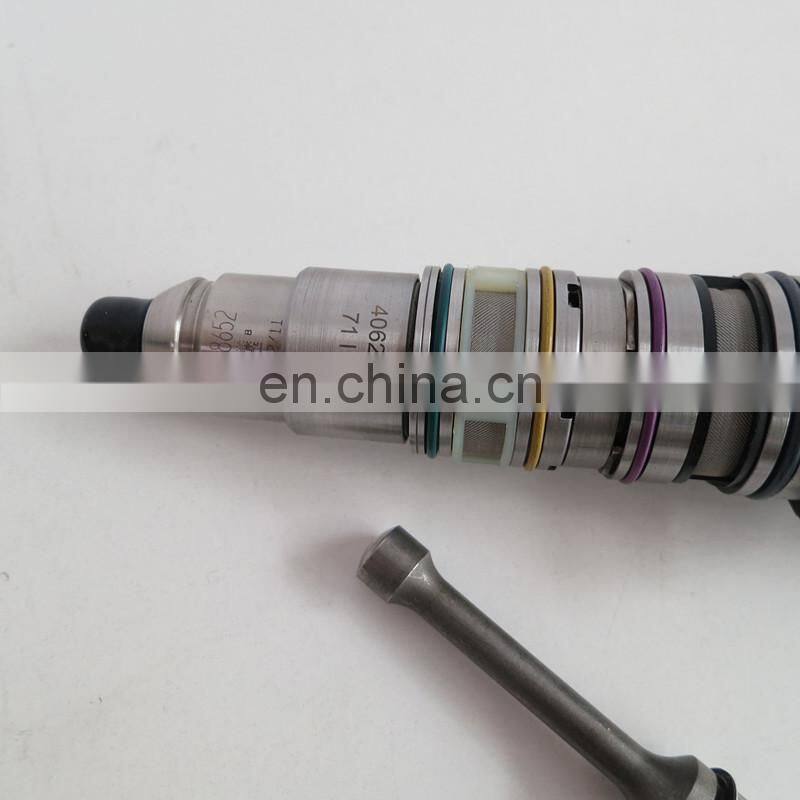 NEW engine QSX15 diesel fuel injector 4062569 X15 fuel injector assy