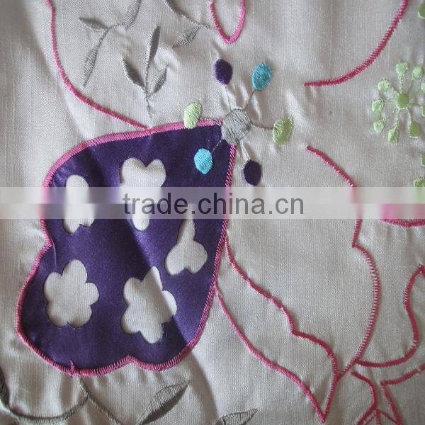 2013 newest embroidery silk quilt cover