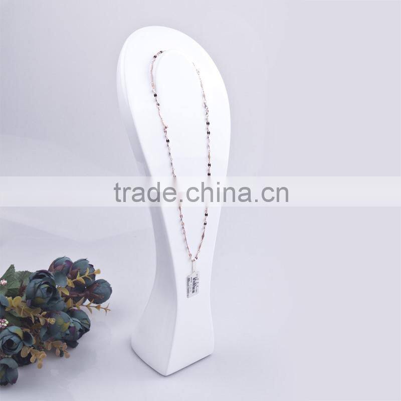 Custom New Design Luxury Resin Mannequin Body Jewelry Holder Display for Necklace Pendant S1319