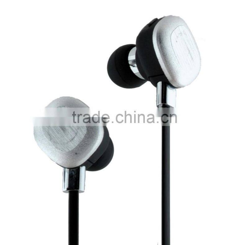 Hot sale new design high quality free sample v4.0 wireless bluetooth headphone