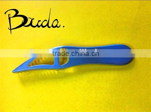 2016 Soft handle multifunction stainless steel pizza scissors BD-S1637