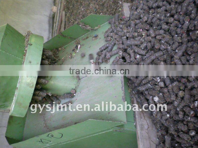 House refuse briquetting machine