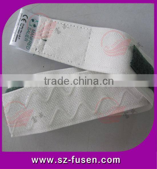 Safety hook&loop medical bandage for hospital in Estonia