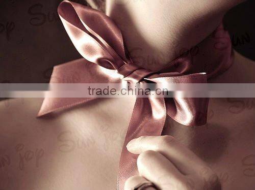 Single face slit edge neck ribbon for bow ties