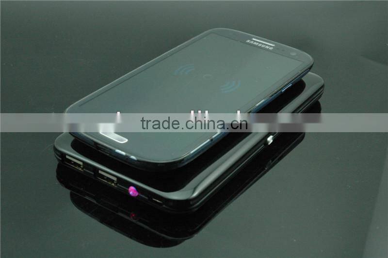 QI wireless charging power bank