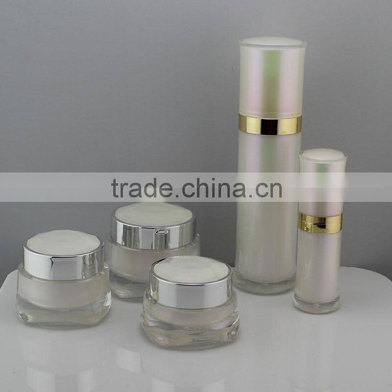 New Designed Acrylic Plastic Lotion Bottle Plastic Pump Spray Bottle