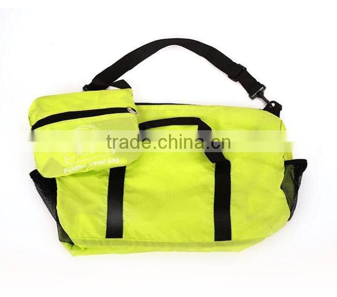 Hot fashion style cheap colorful 210D plaid material foldable big travel luggage bag