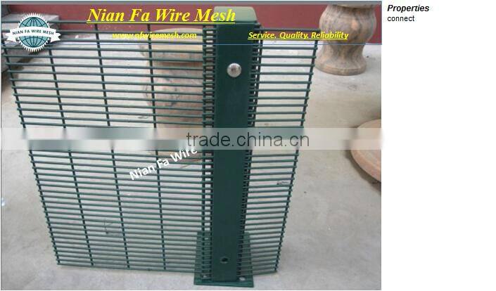 folding welded barrier fence with barbed wire