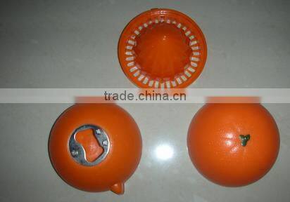 2 in 1 New Creative Manual Mini Juicer with bottle opener