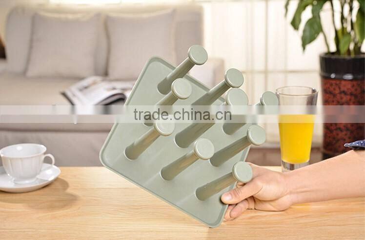 Plastic creative drain cup holder beer cup holder