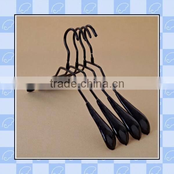 customized cheap white black high quality wholesale plastic hanger for coat adult size/wholesale hanger