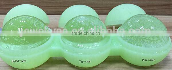 Non-stick silicone round ice trays for cocktail