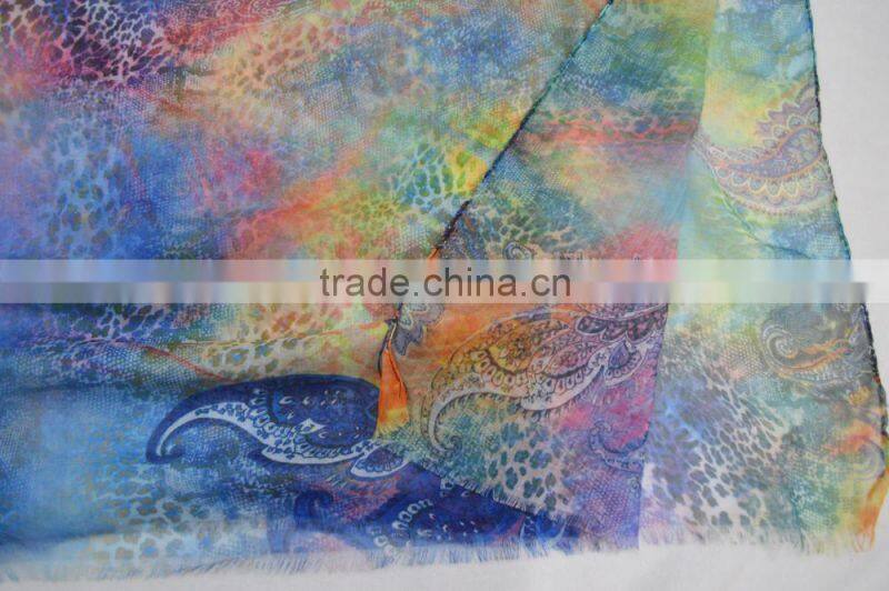 2017 Fashion europe new arrival the latest digital printing paisley flower lady polyester summer scarf