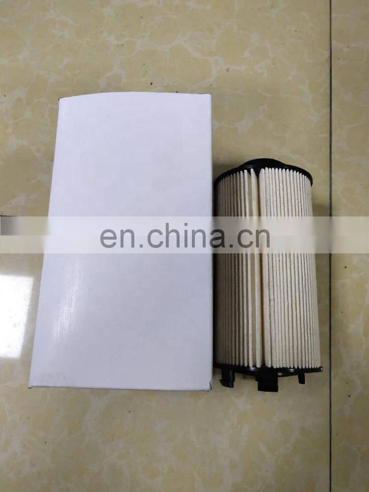 Diesel Heavy Duty Truck Engine Part Auto Fuel Filter FF5847