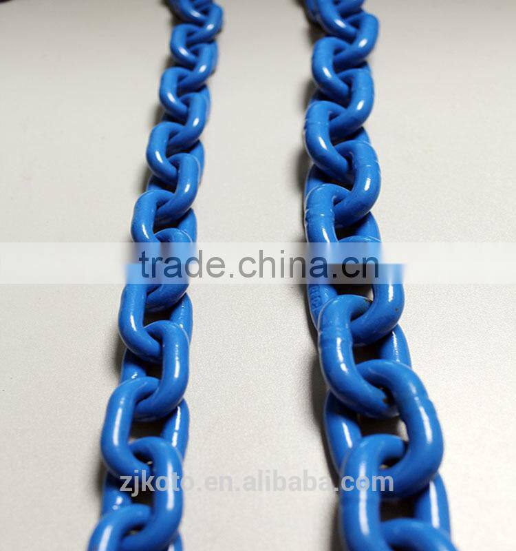 Plastic chain hot blue color