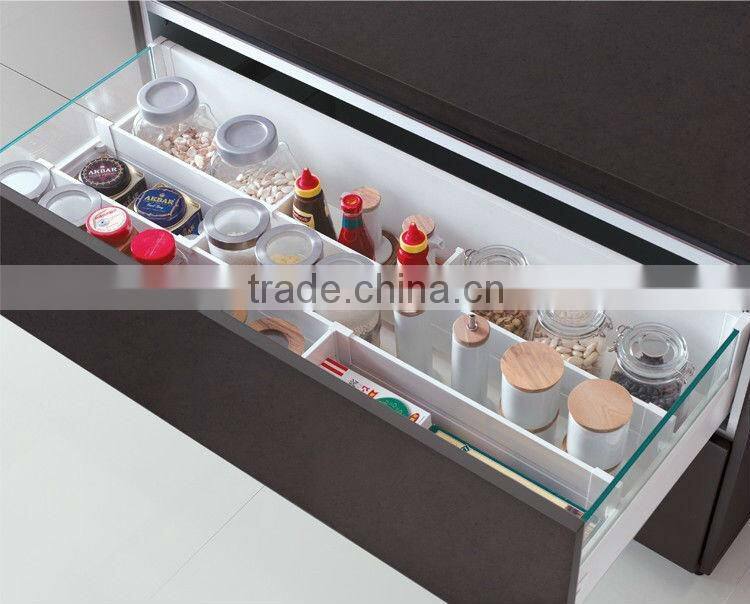 European style kitchen cabinet/ cabinet combination