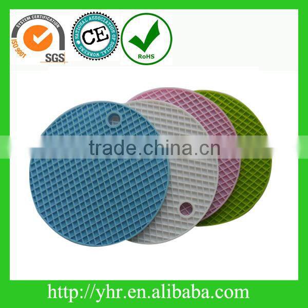 SILICONE POT HOLDER / TRIVET